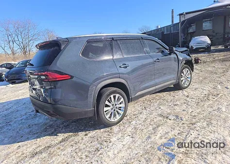 2024 Toyota Grand Highlander Xle z USA, uszkodzony, nr VIN 5TDAAAB55RS012798